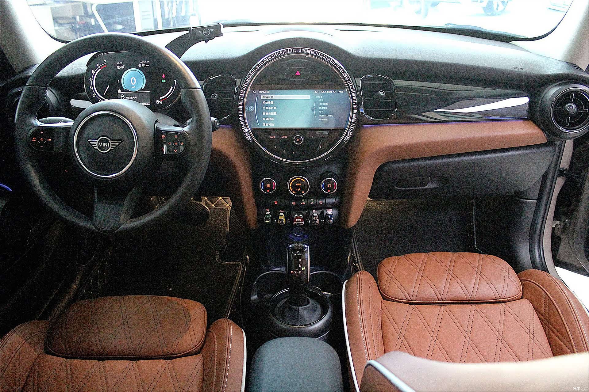 Mini Cooper, 2024 все фото