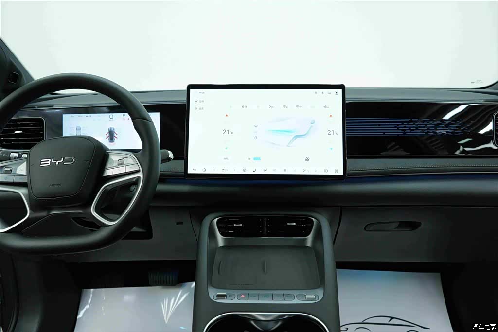 BYD HiAce, 2025 12