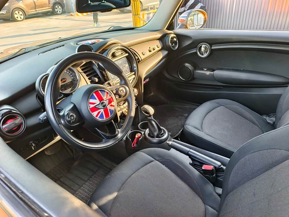 MINI MINI