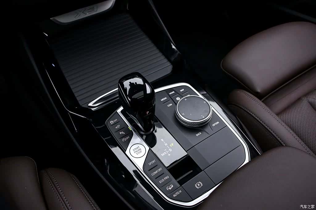 BMW X3, 2024 9