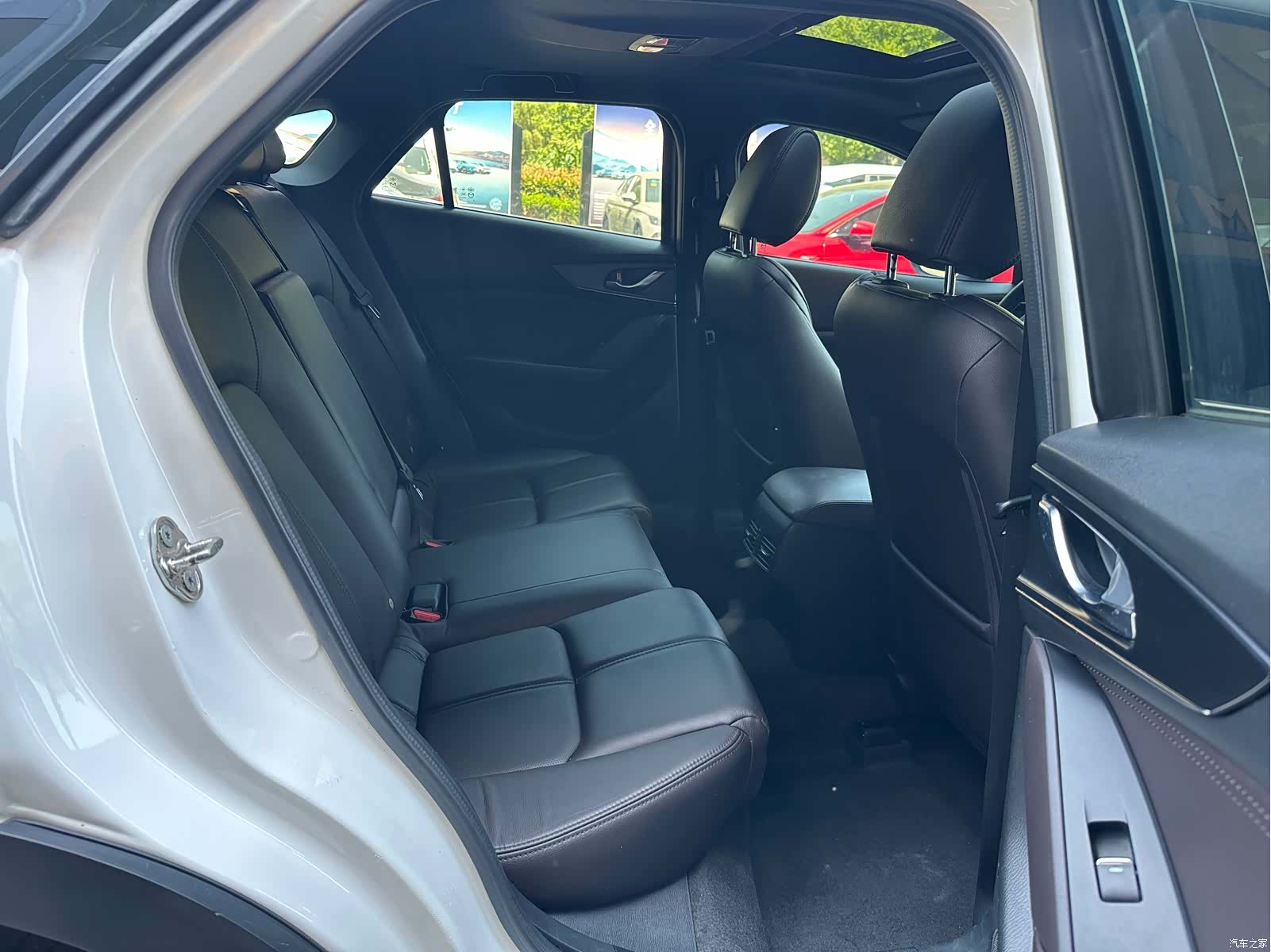 Mazda CX-4, 2019 22