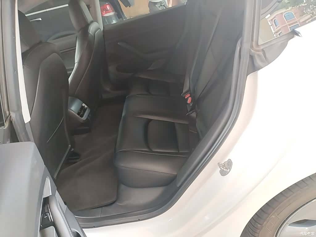 Tesla Model 3, 2020 17