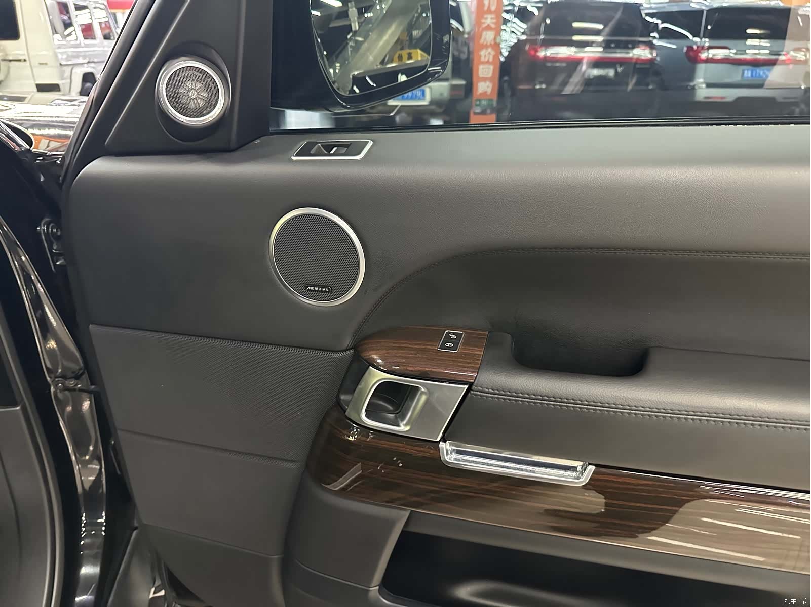 Land Rover Range Rover, 2016 11