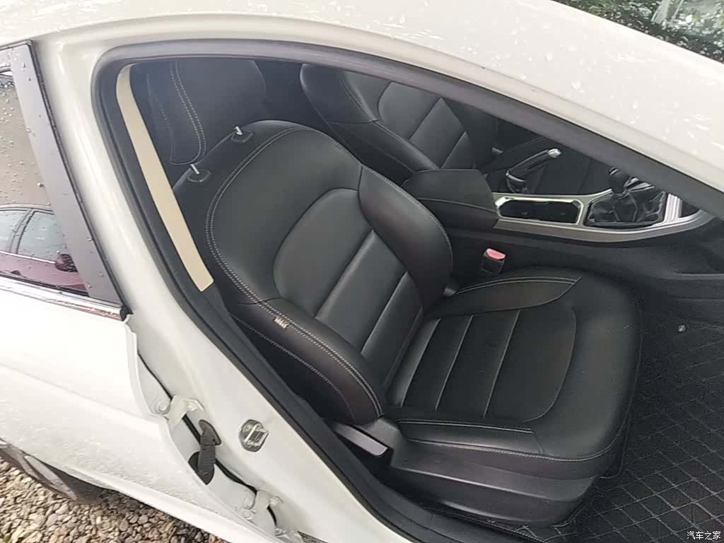 Geely Emgrand, 2019 25