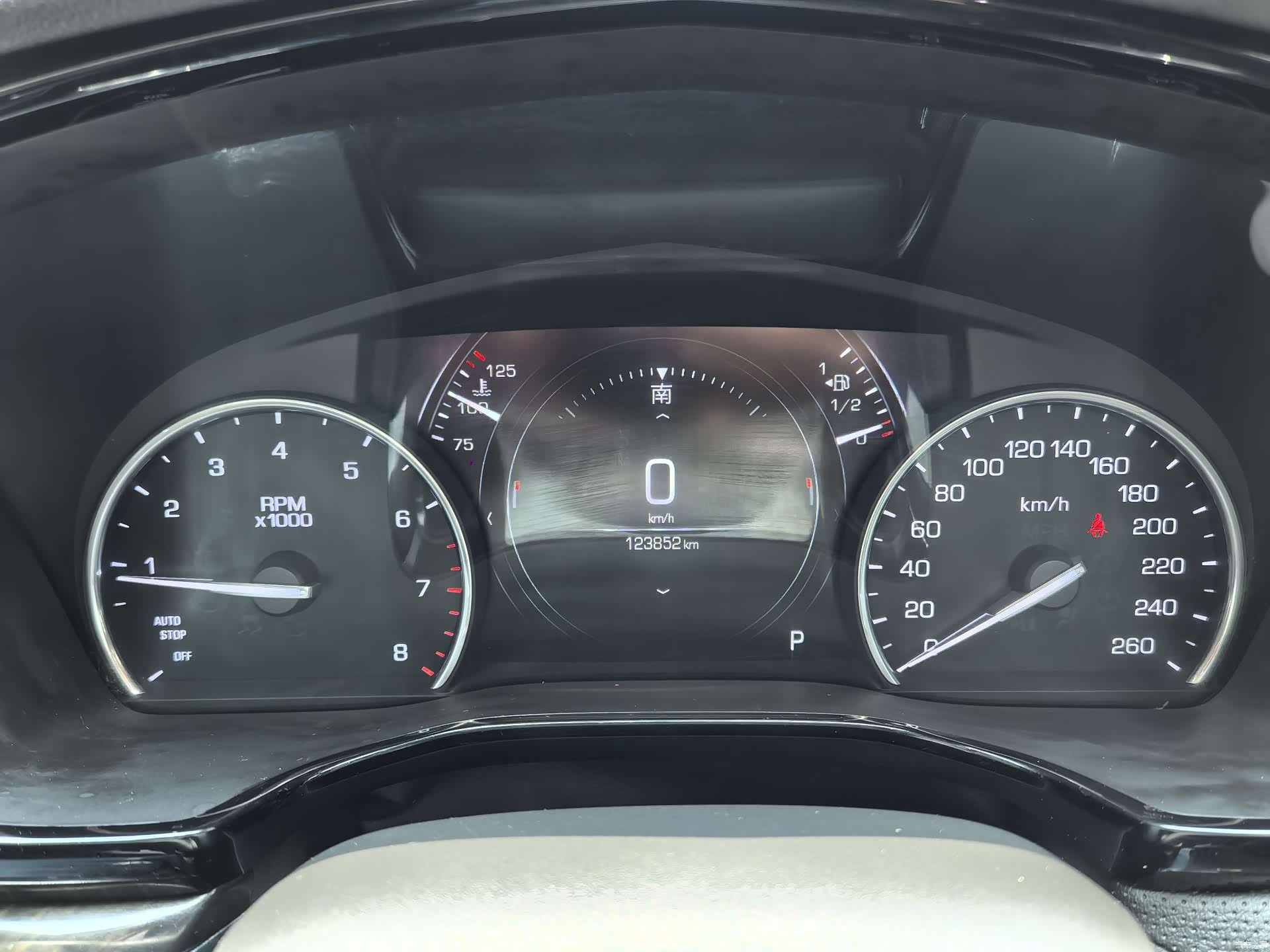 Cadillac XT5, 2017 29