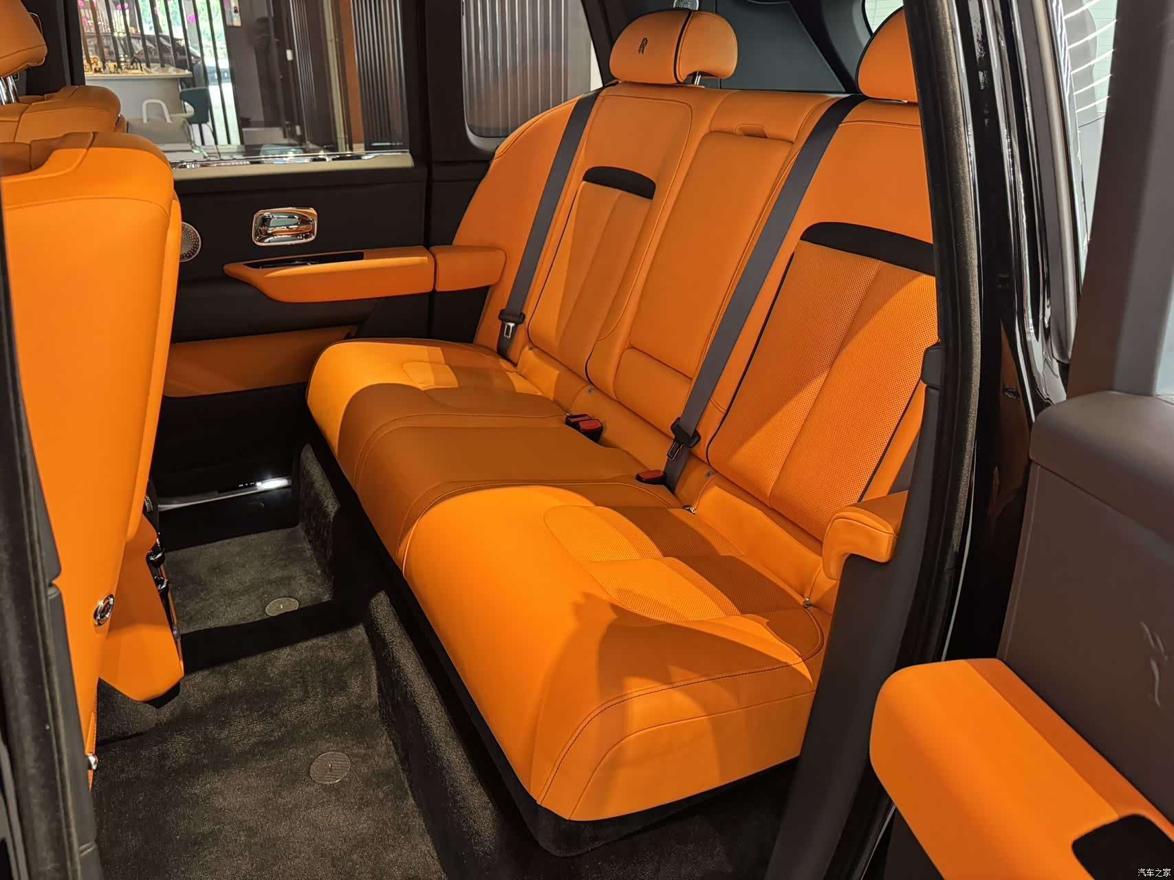 Rolls-Royce Cullinan, 2026 6
