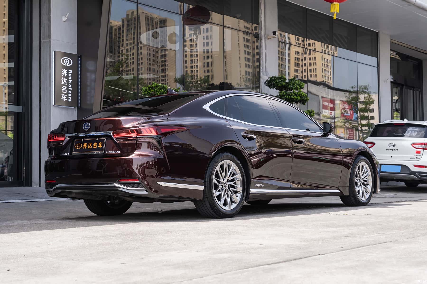 Lexus LS, 2022 3