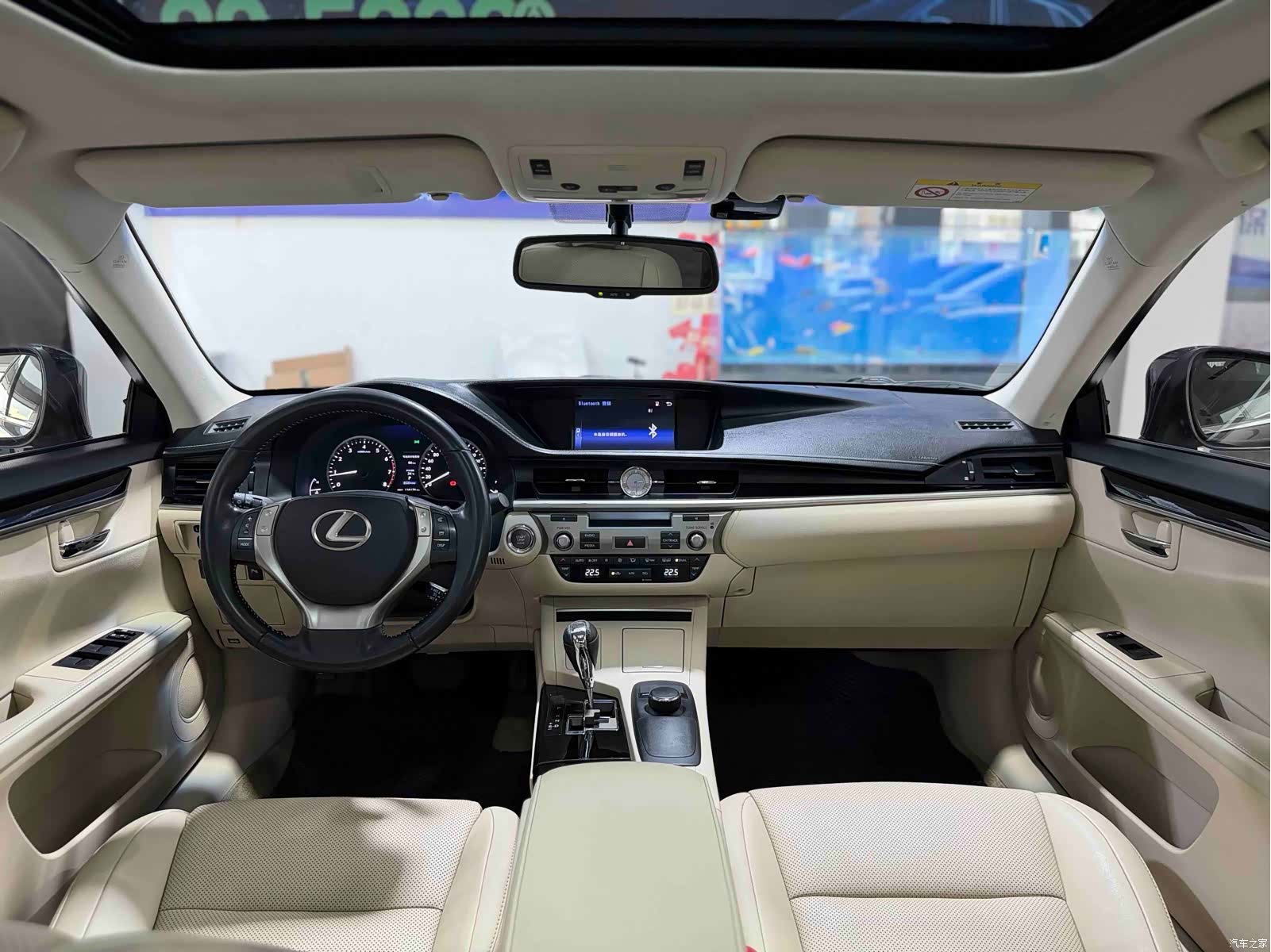 Lexus ES, 2015 все фото
