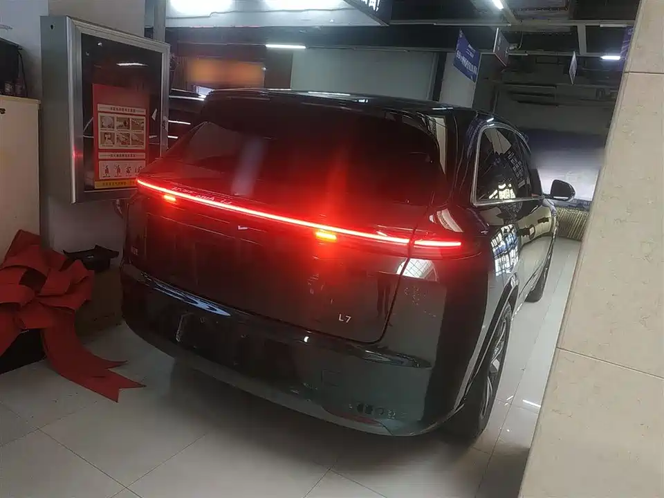 Li Auto Ideal L7