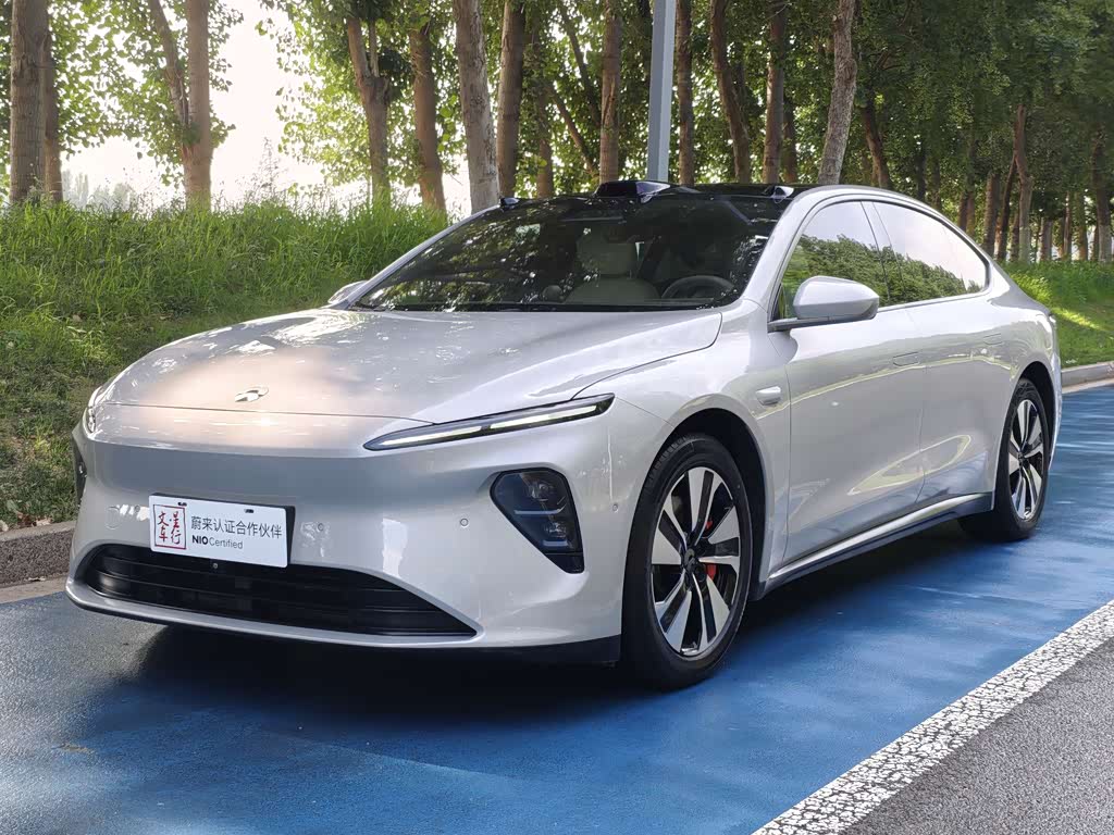 NIO ET7