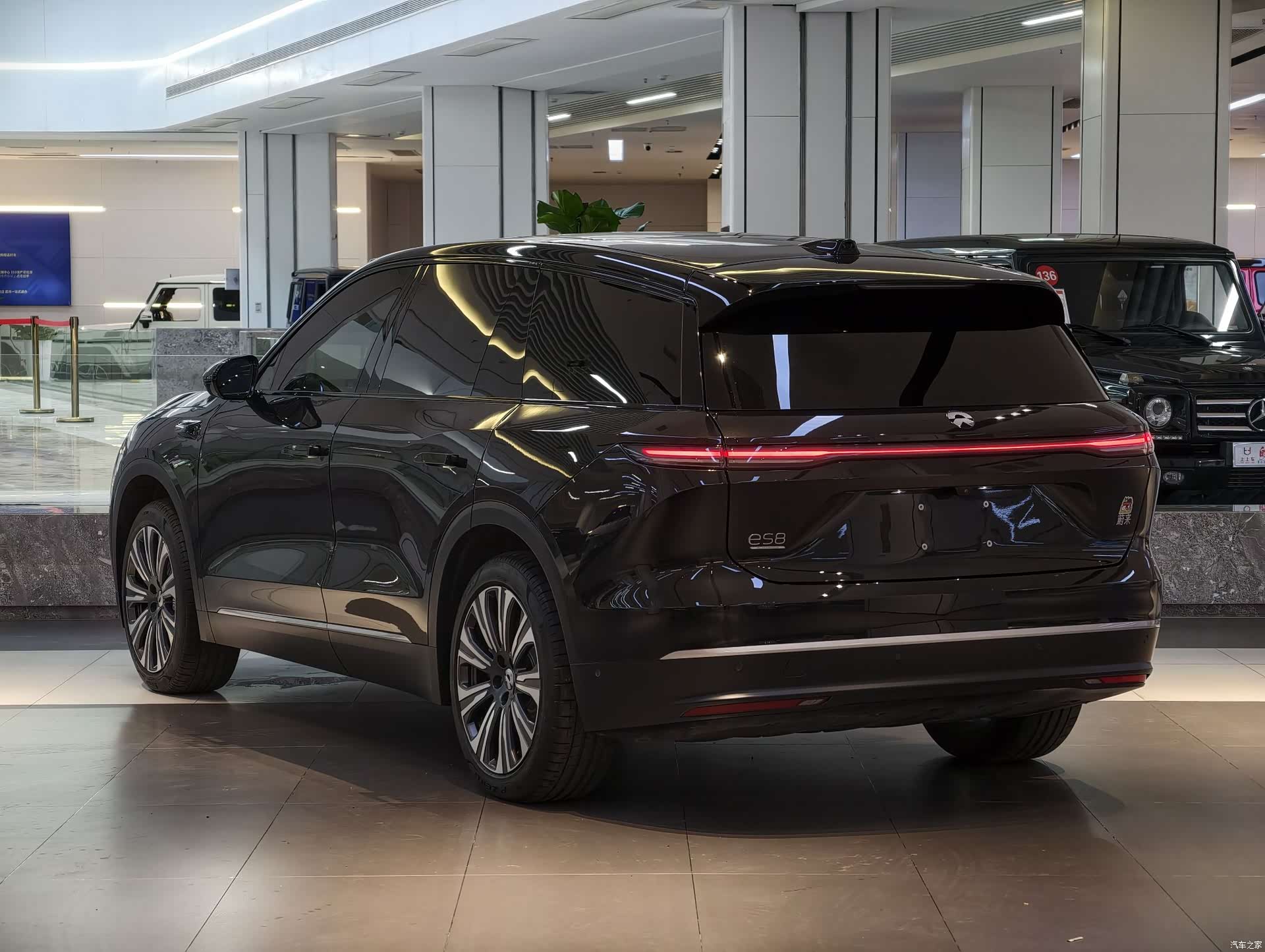 NIO ES8, 2024 6