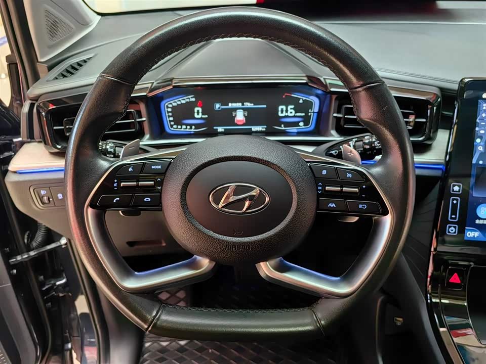 Hyundai Kustu Hyundai Kustu
