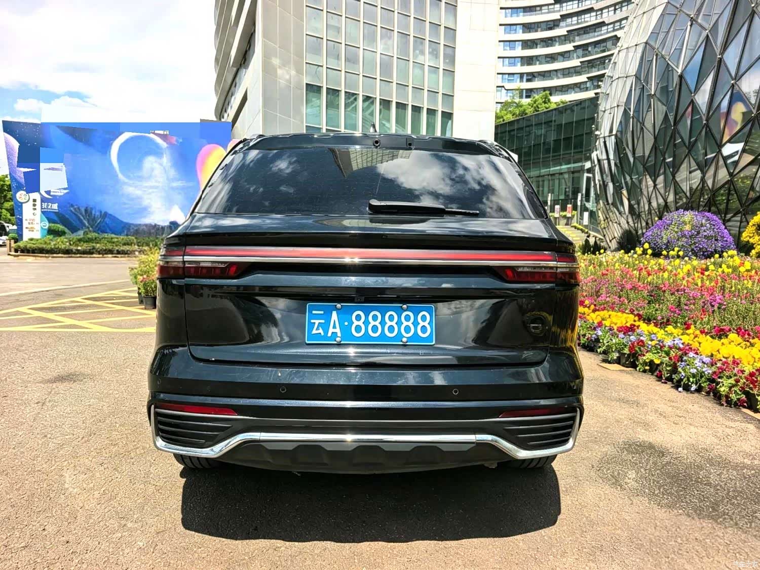 Geely Xingyue L, 2022 17