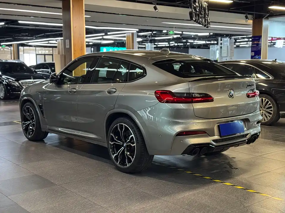BMW X4 M