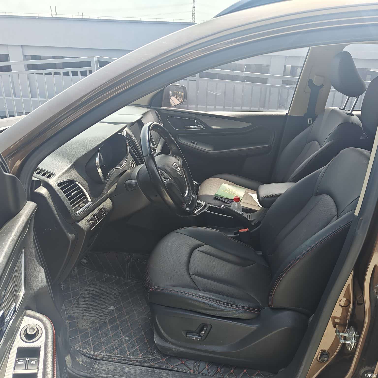 Wuling 560, 2015 10