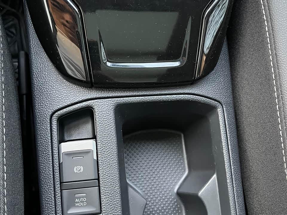 Volkswagen T-ROC exploring Songs