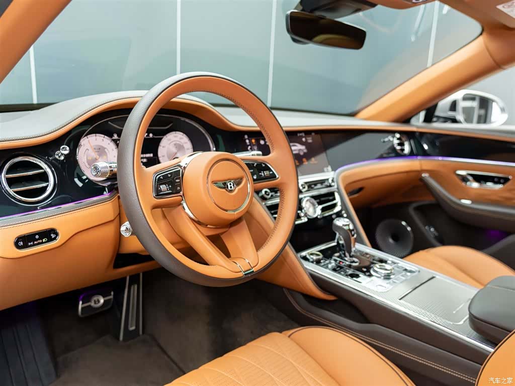 Bentley Flying Spur, 2022 13
