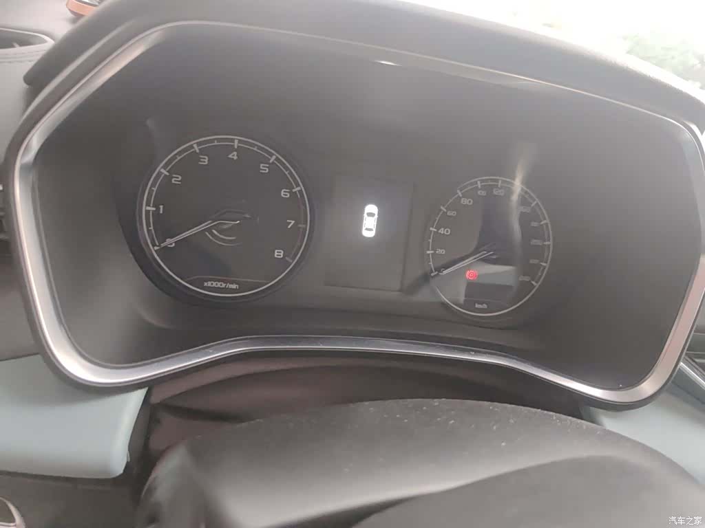 Geely Emgrand, 2022 все фото