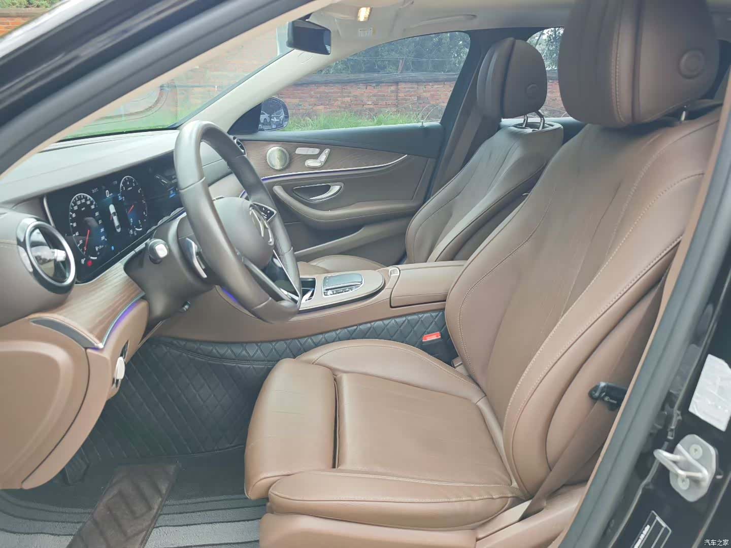 Mercedes-Benz E-Class, 2022 4