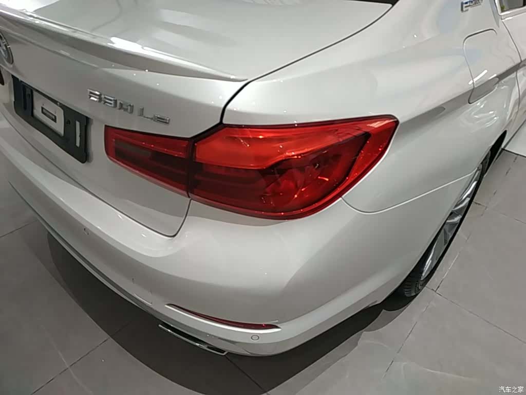 BMW 5 Series, 2019 8