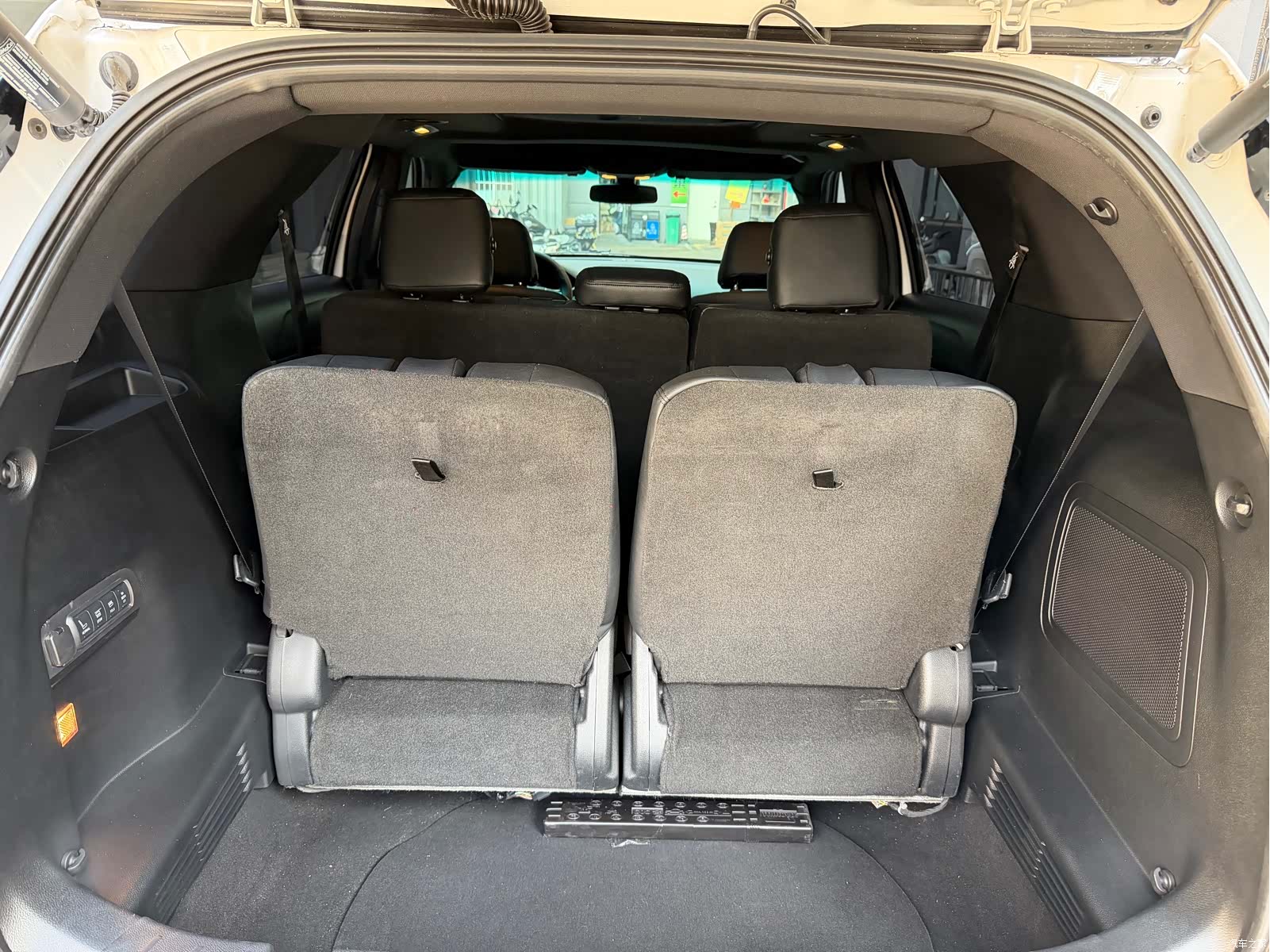 Ford Explorer, 2017 11