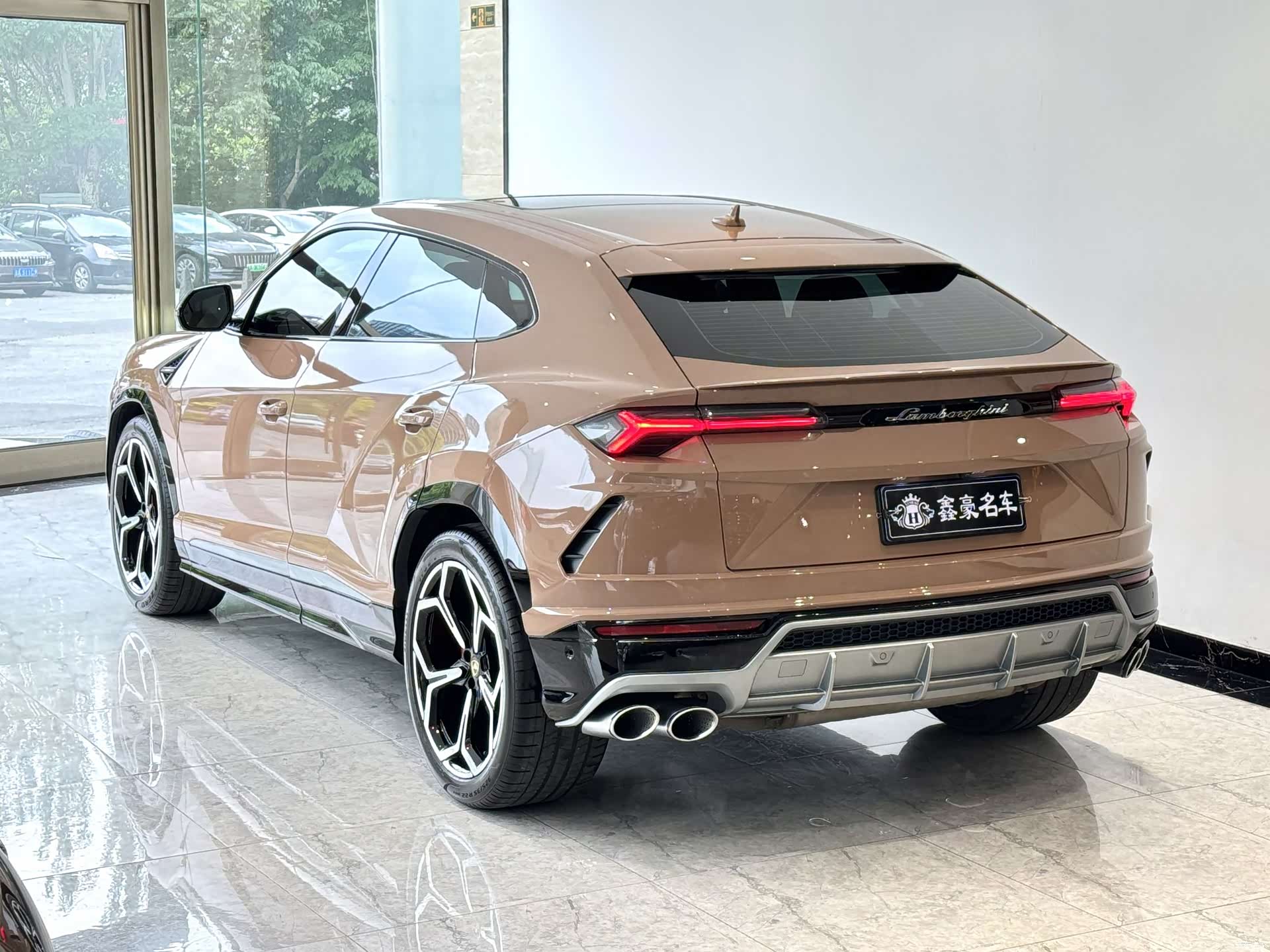 Lamborghini Urus, 2019 30