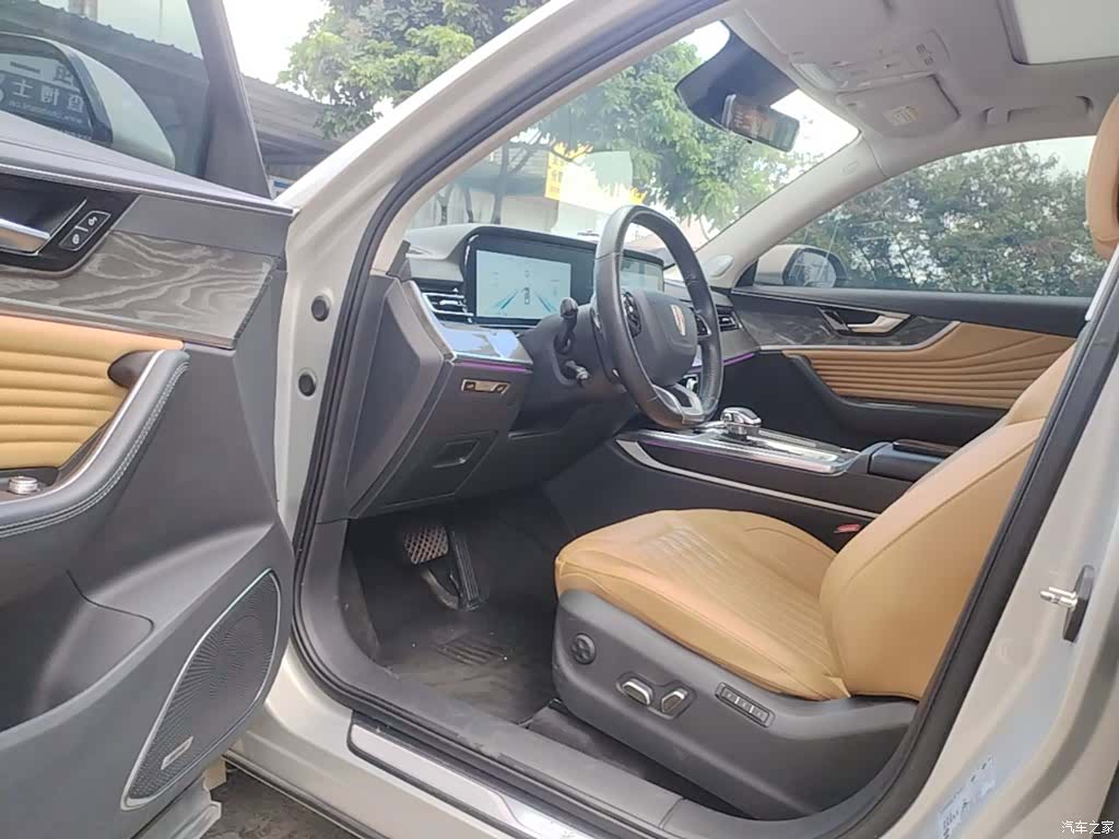 Hongqi HS5, 2023 16
