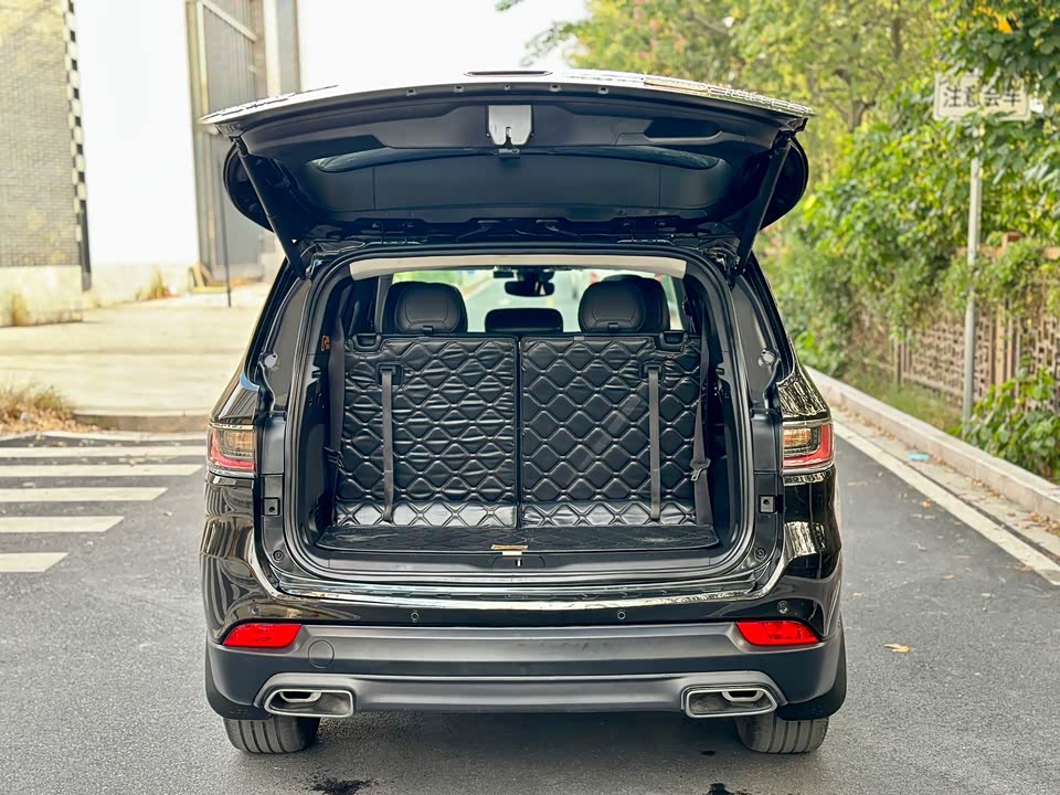 Jeep Grand Commander