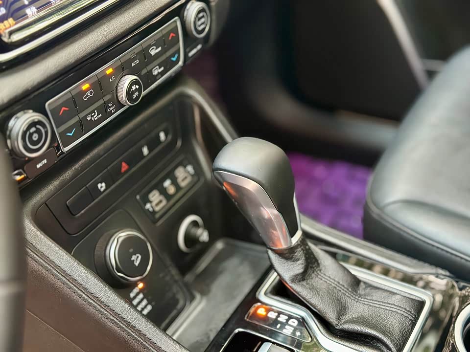 Jeep Grand Commander