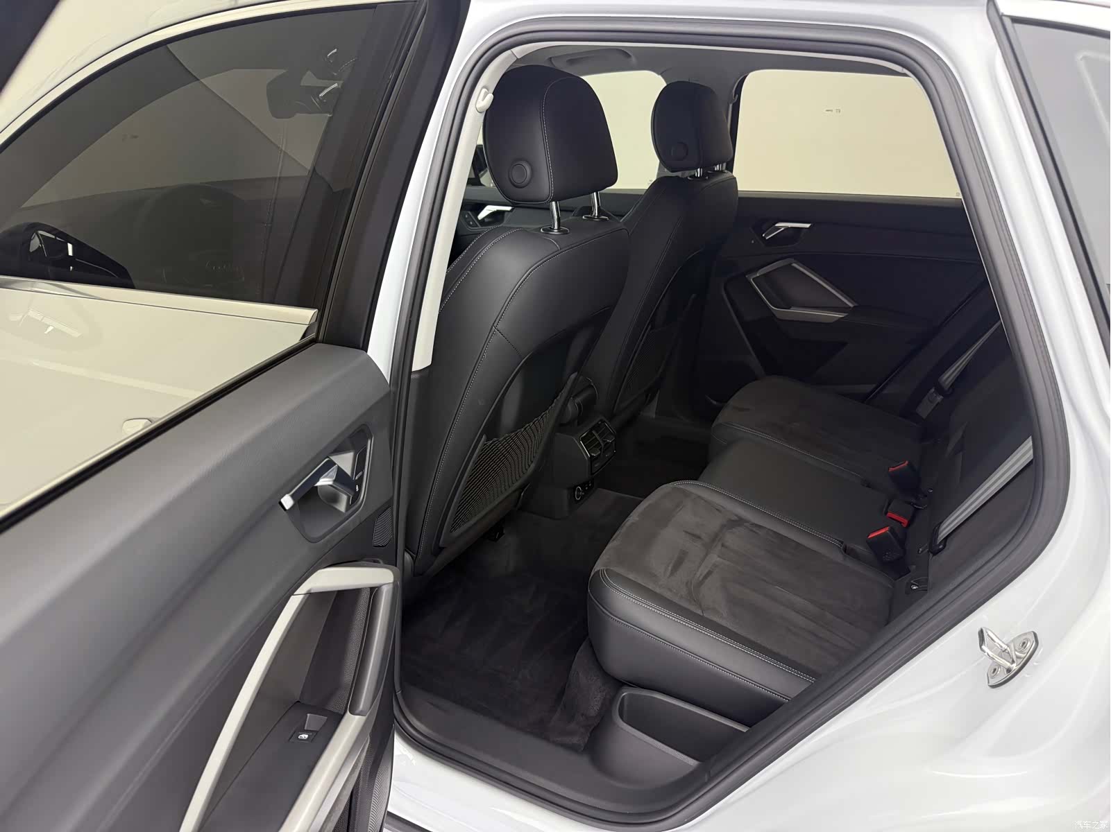 Audi Q3, 2022 14