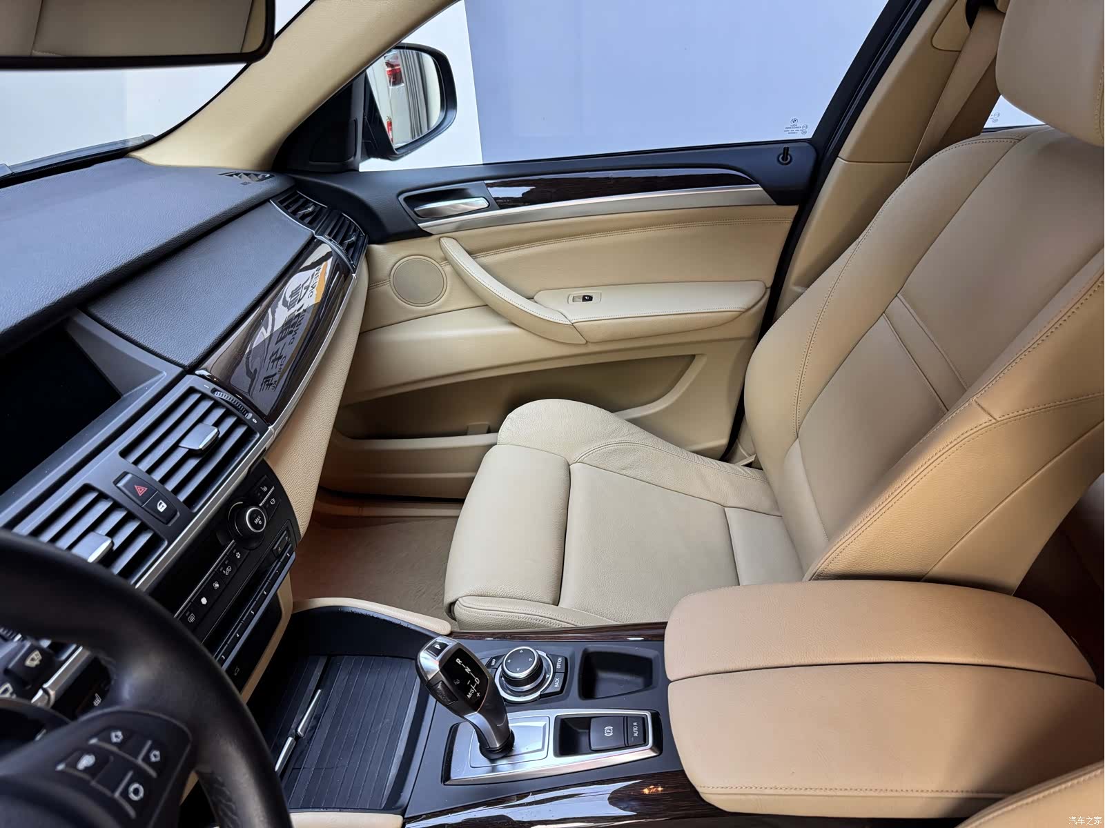 BMW X6, 2011 14