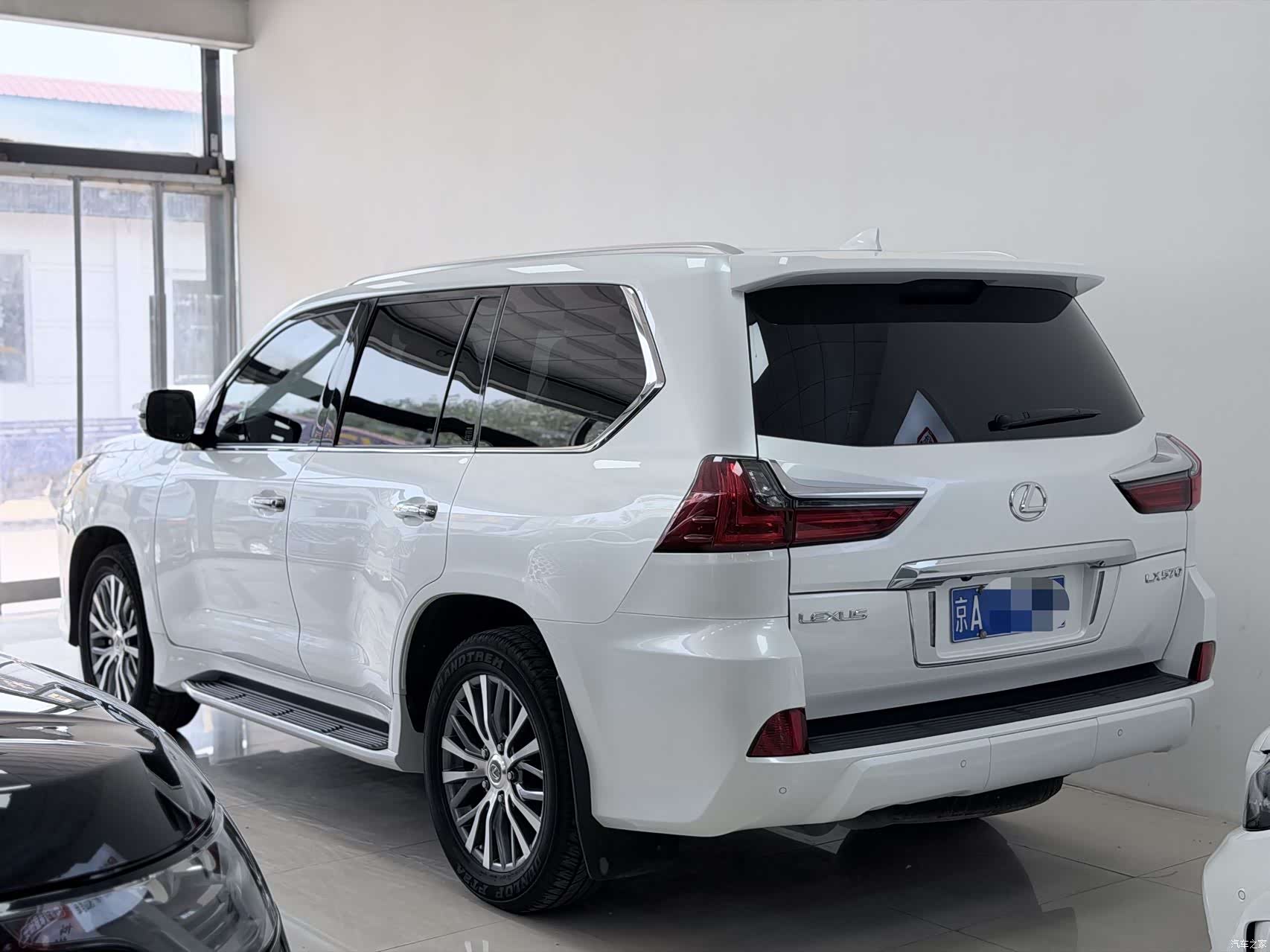Lexus LX, 2019 6