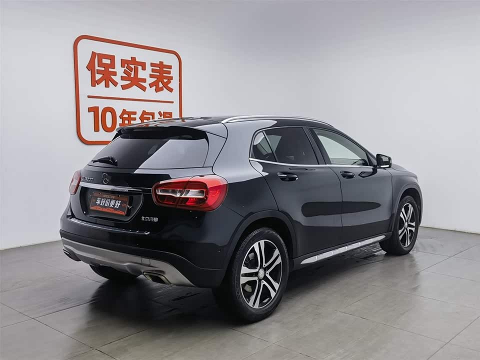 Mercedes-Benz GLA