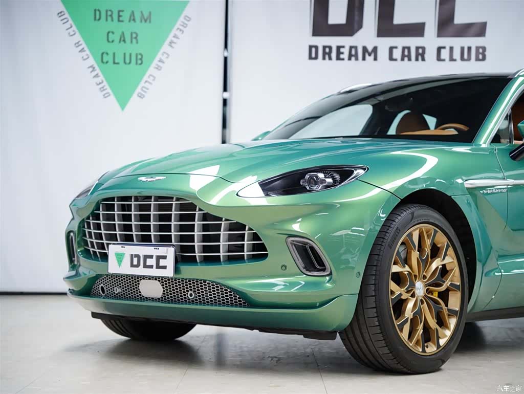 Aston Martin DBX, 2023 22