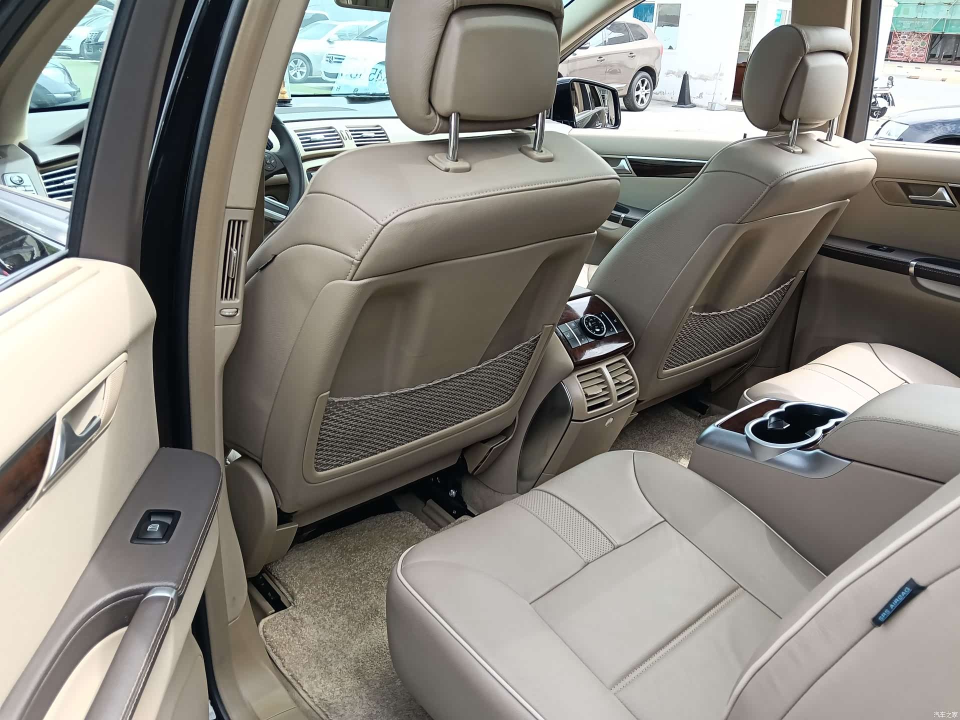 Mercedes-Benz R-Class, 2012 7