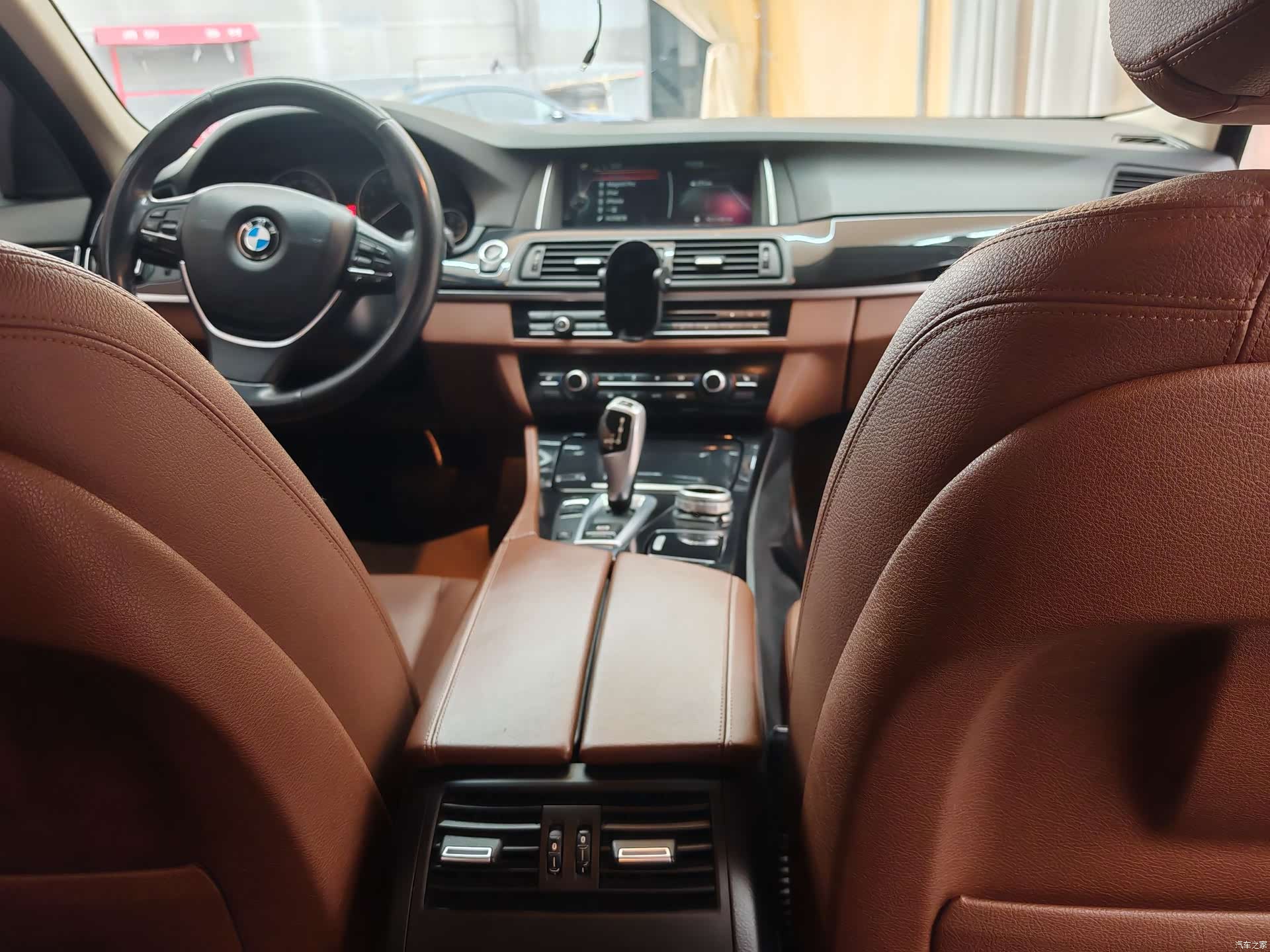 BMW 5 Series, 2016 все фото