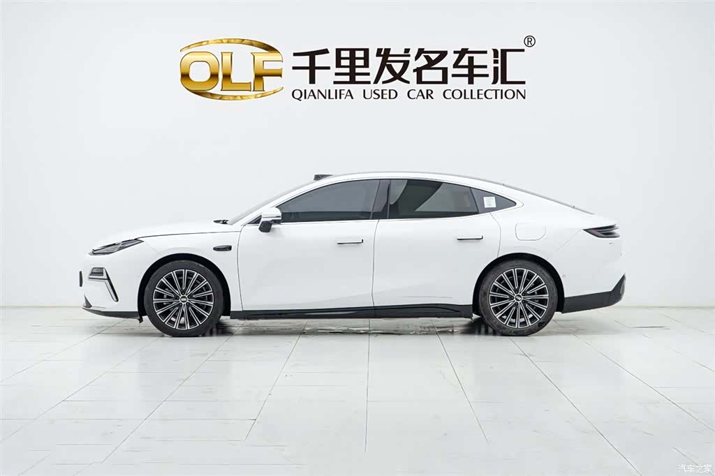 Geely 8, 2025 7