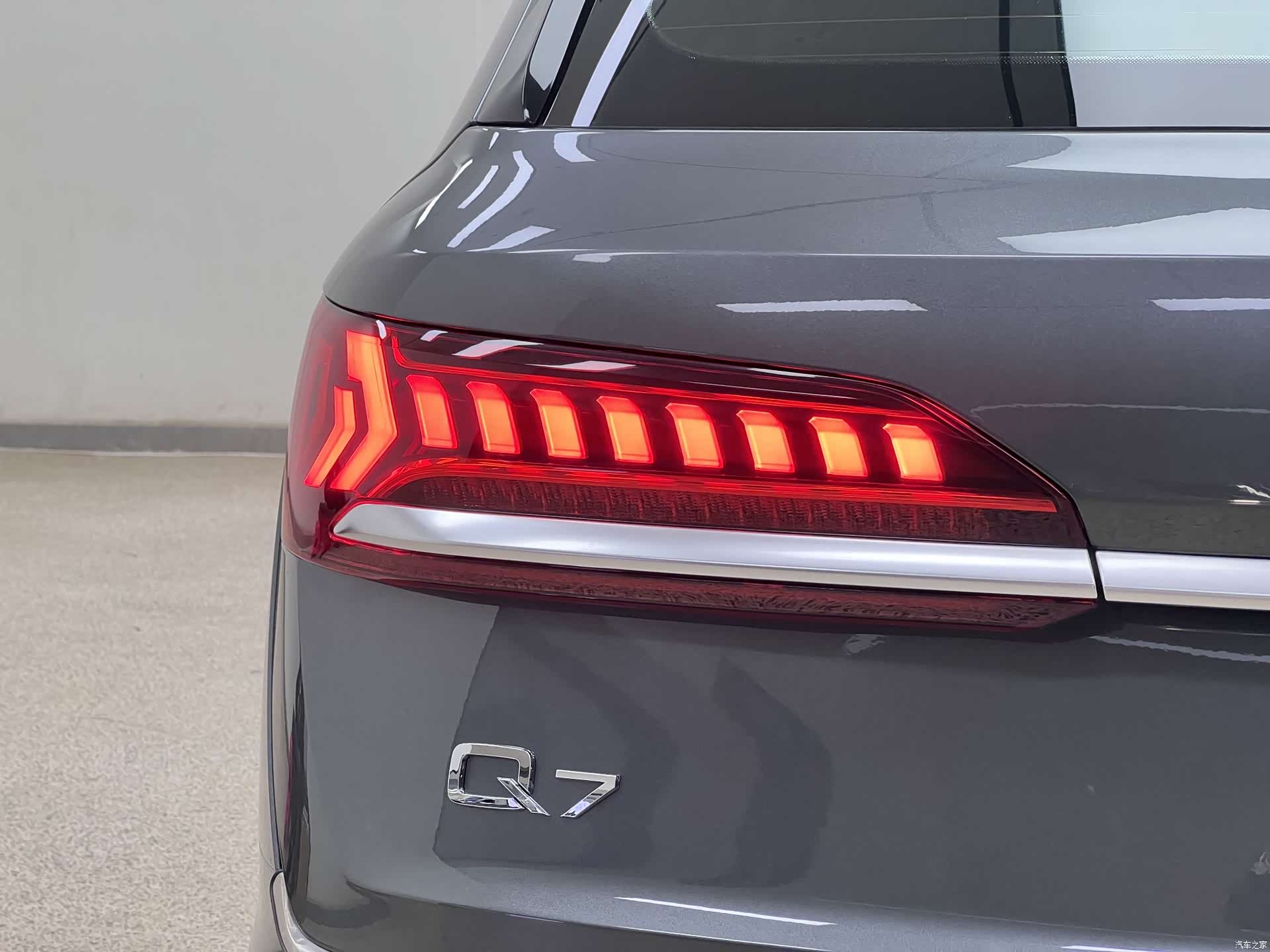 Audi Q7, 2021 11