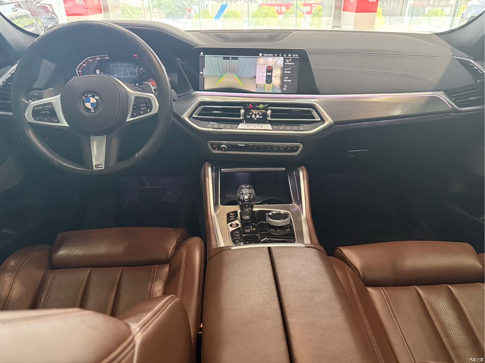 BMW X6, 2022 все фото