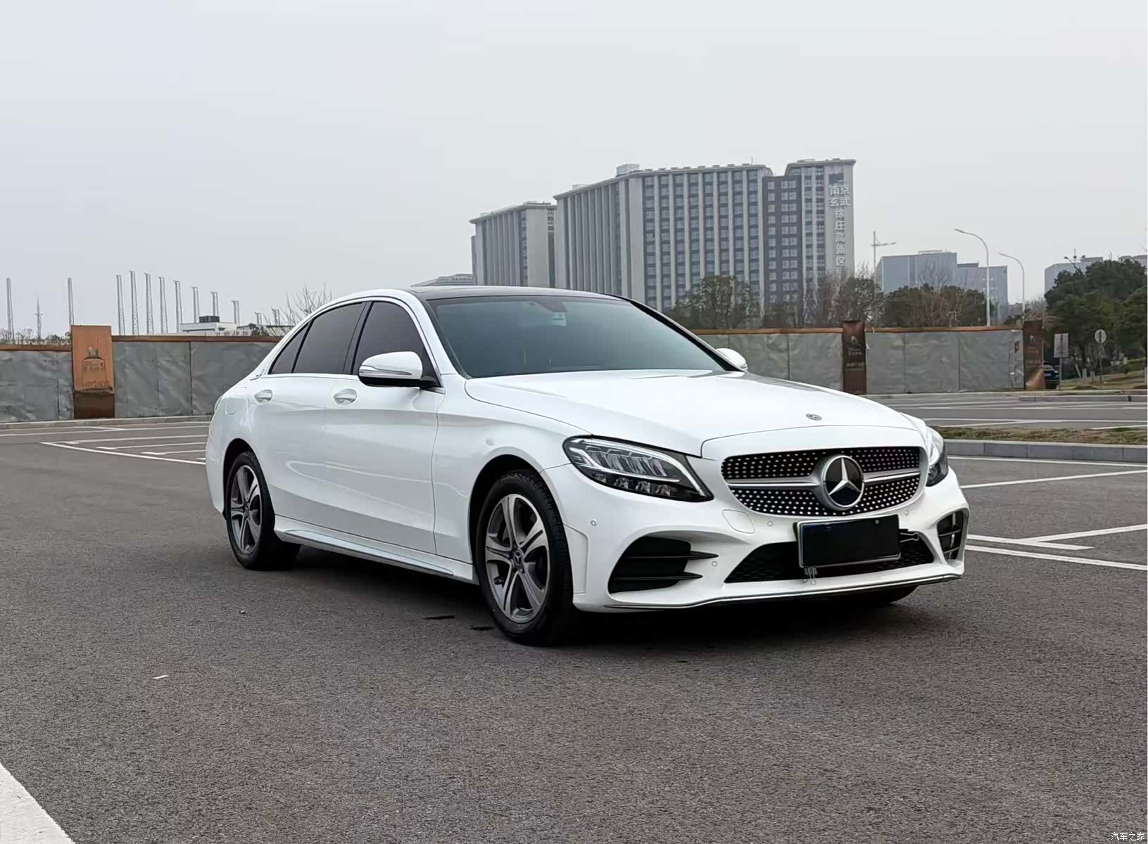 Mercedes-Benz C-Class, 2020 3