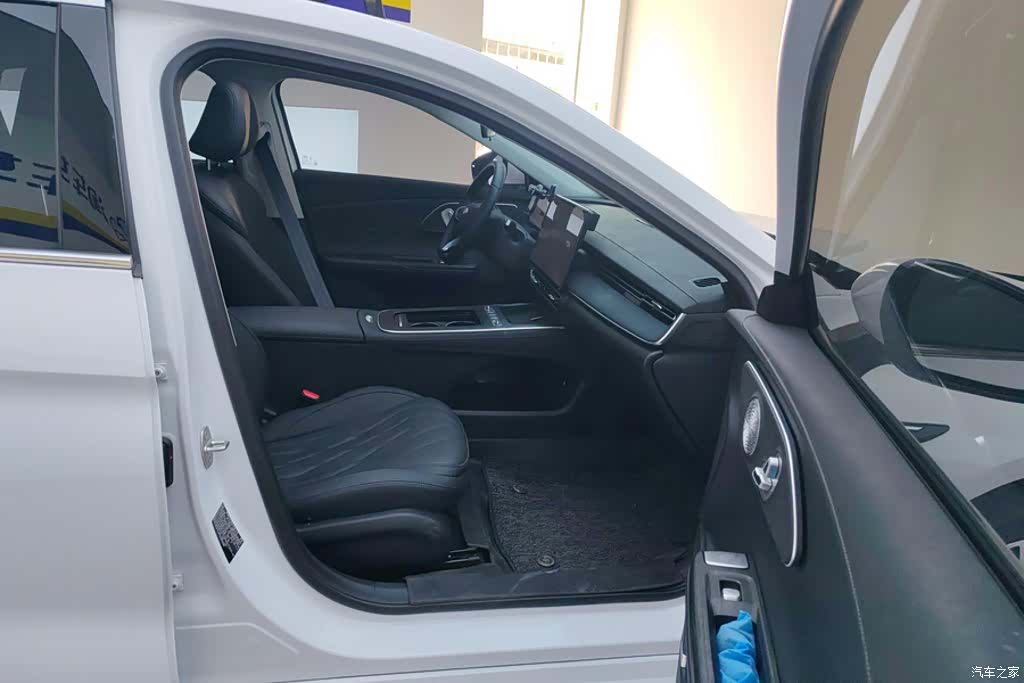 Chery A8L, 2025 8