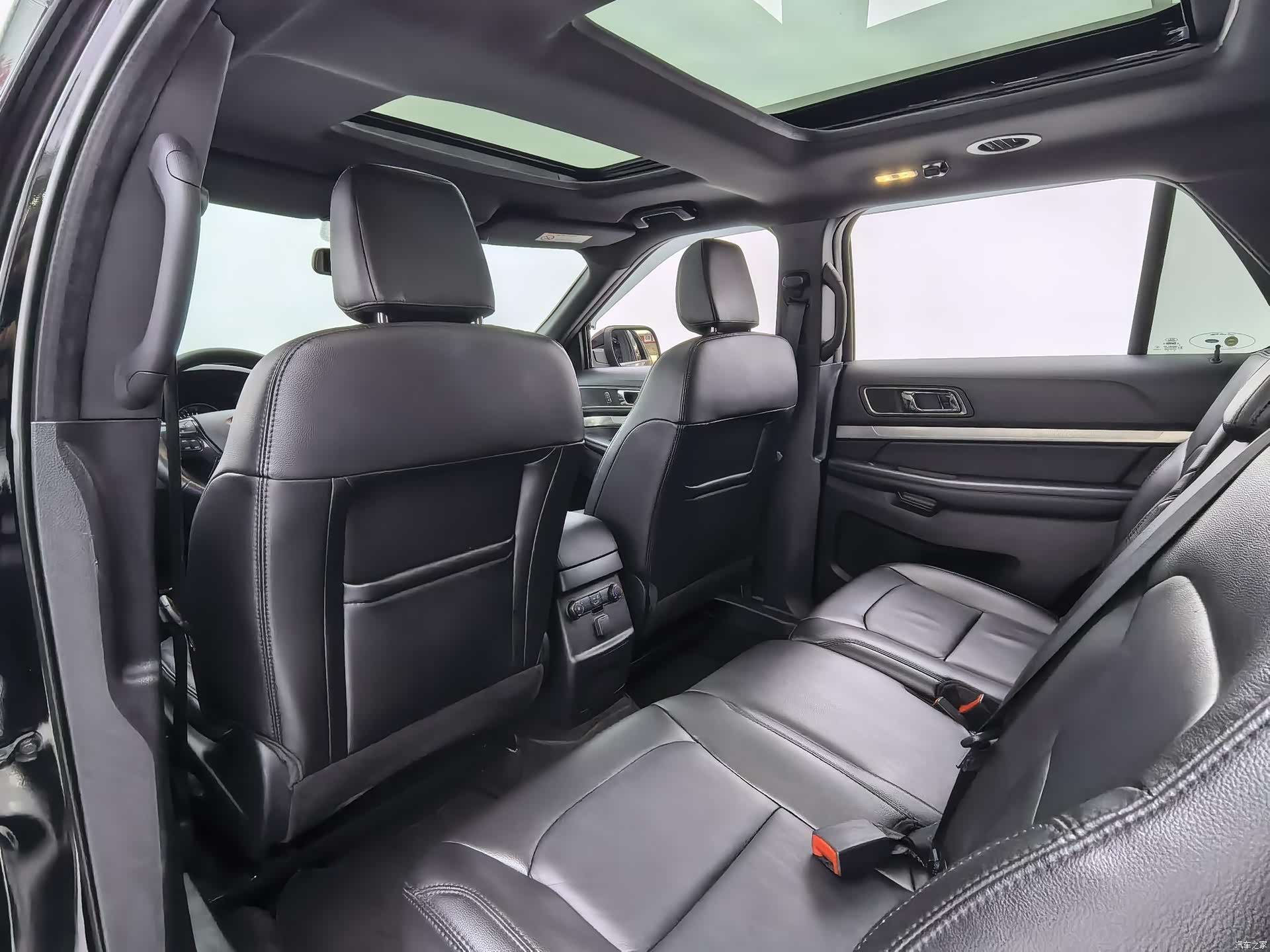 Ford Explorer, 2019 20