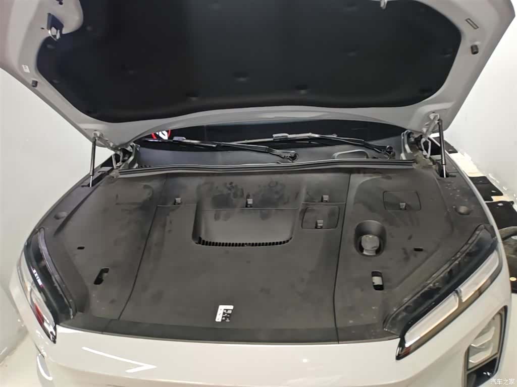 NIO ES6, 2025 20
