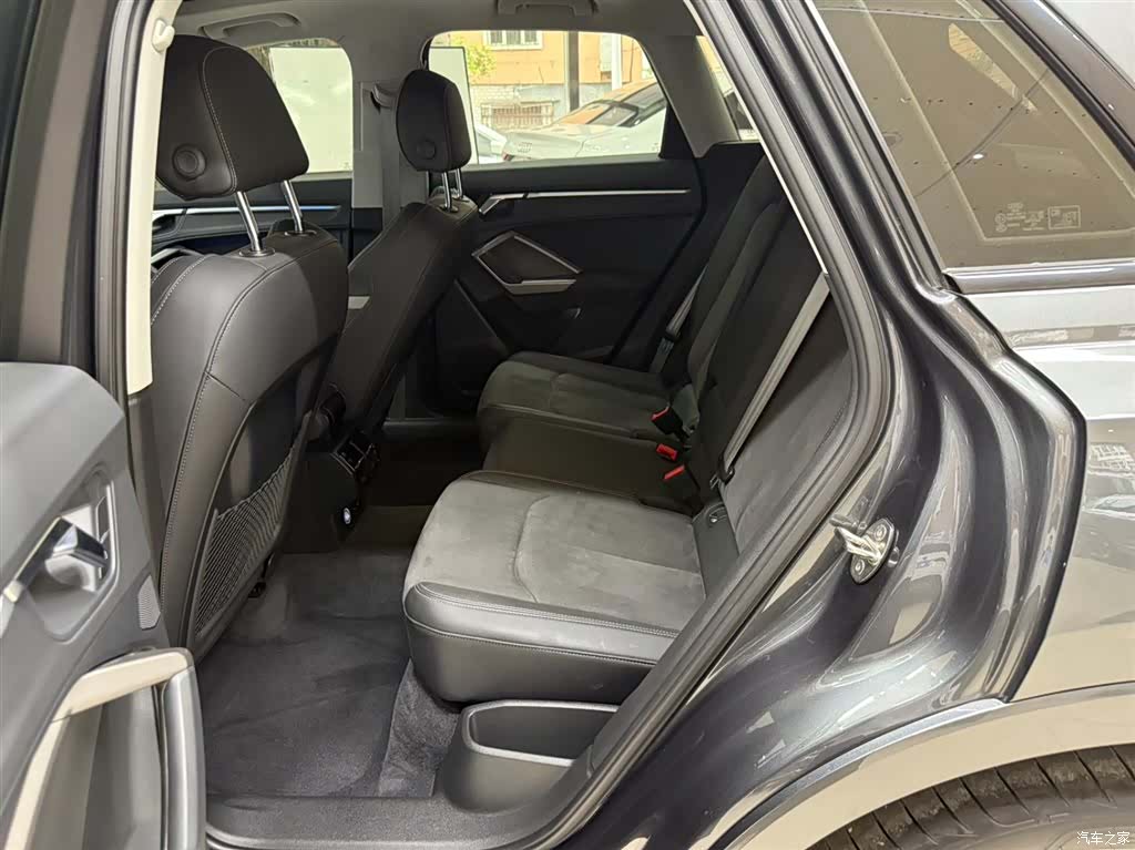 Audi Q3, 2023 18