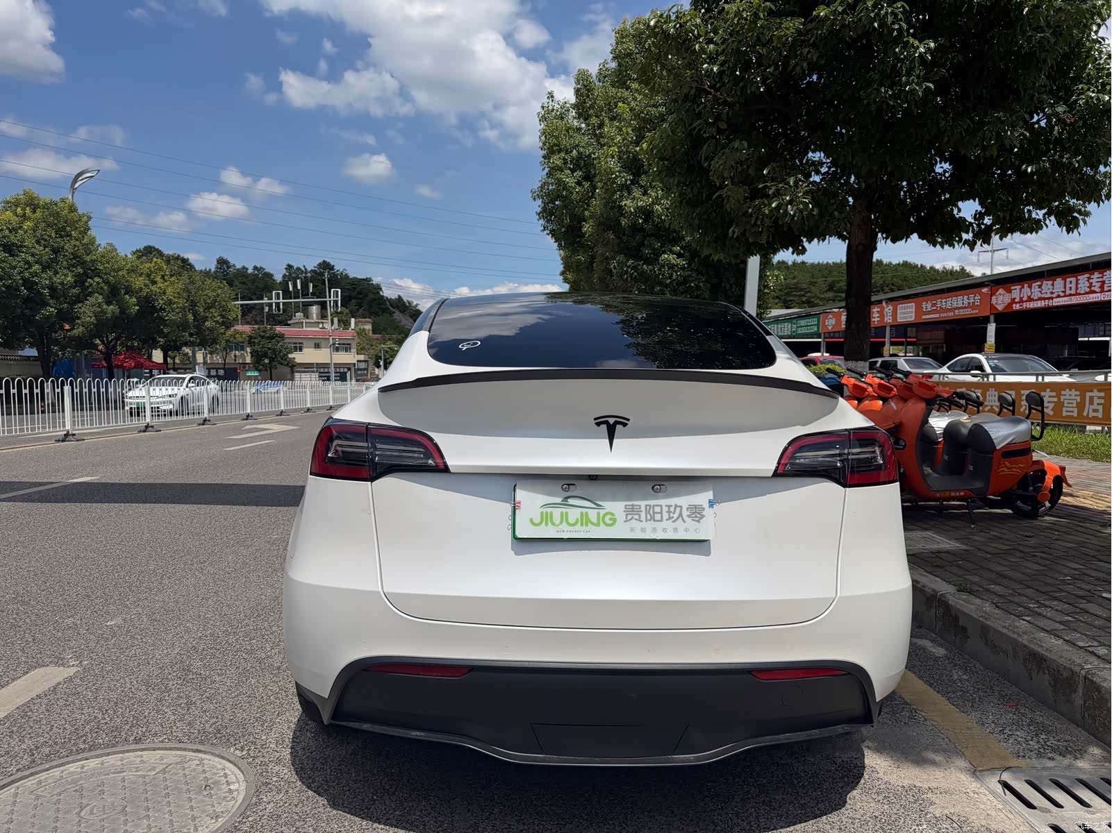 Tesla Model Y, 2021 все фото