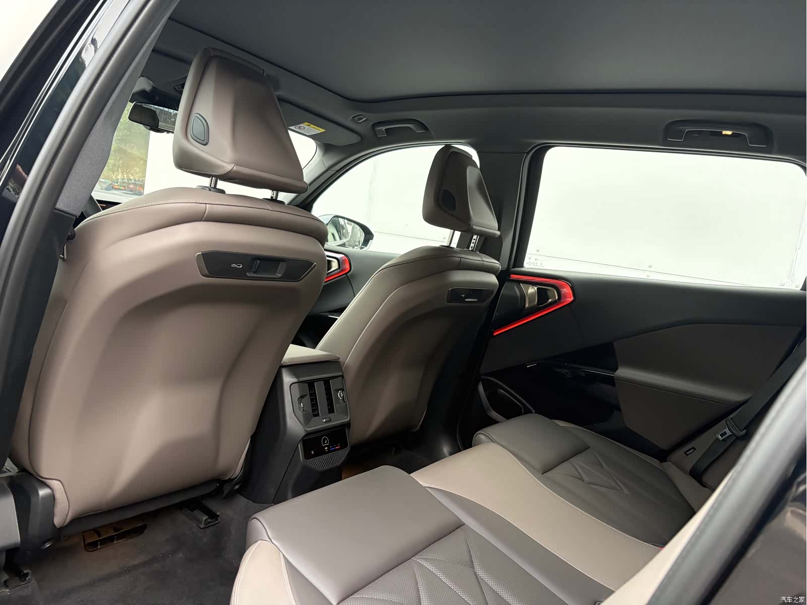 BMW X3, 2025 9