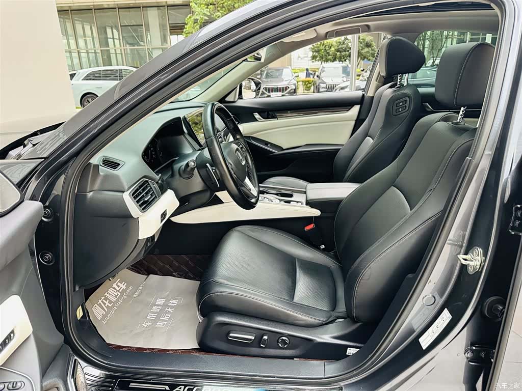 Honda Accord, 2023 11