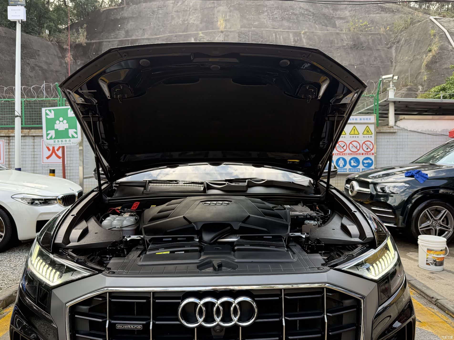 Audi Q8, 2021 19