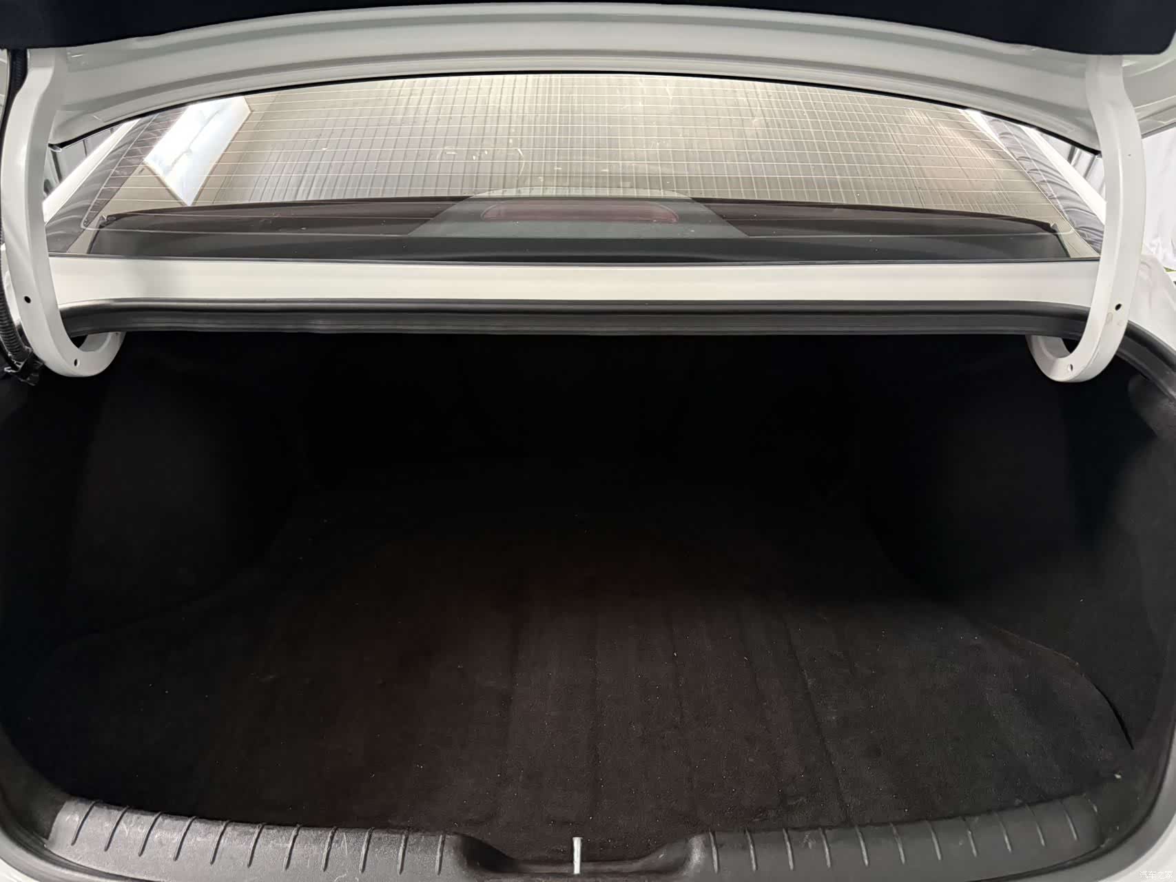 Hyundai Elantra, 2023 18