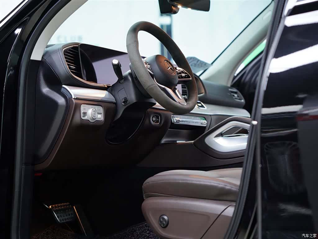 Mercedes-Benz GLE, 2022 28